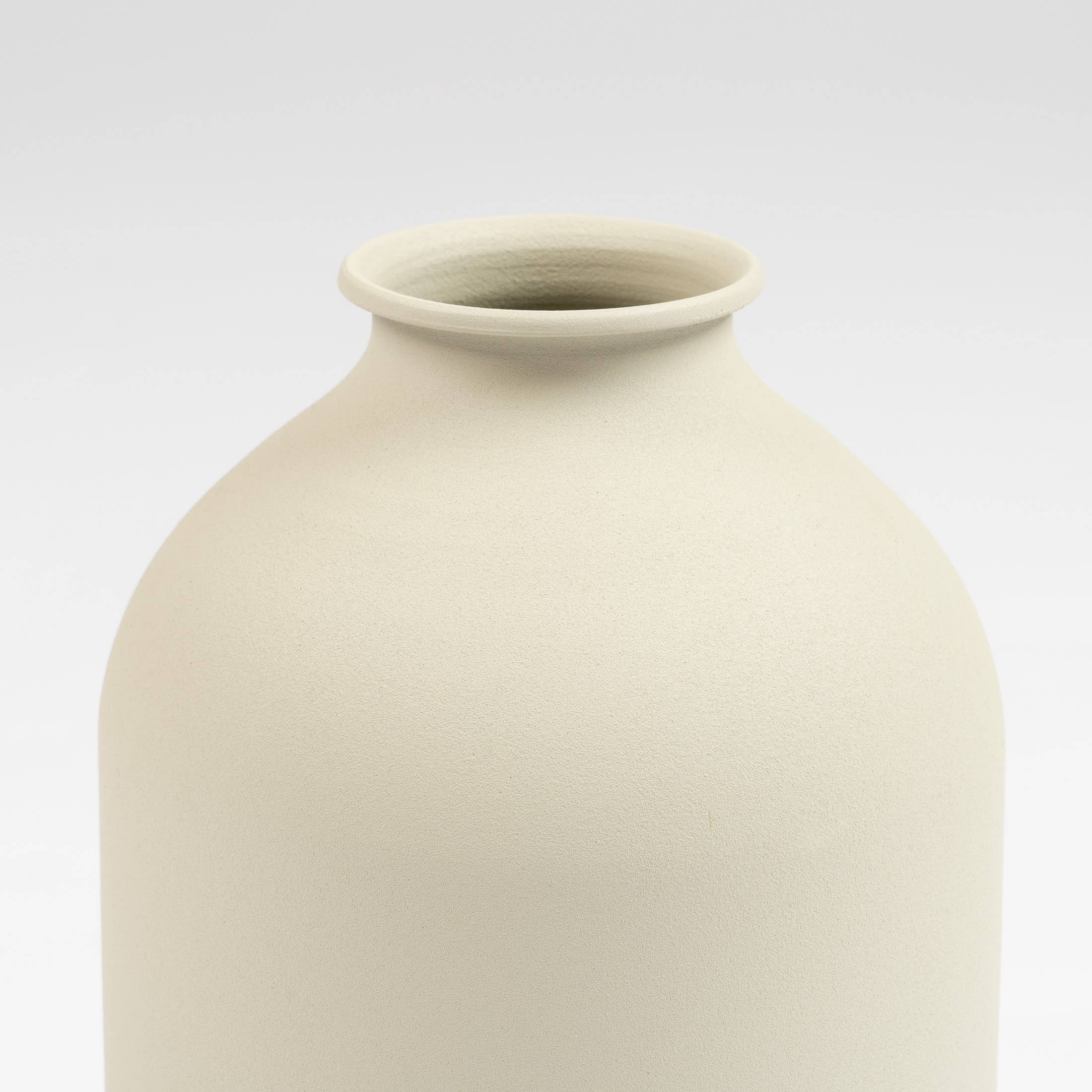 23.5cm Vase Off White - SEL5090